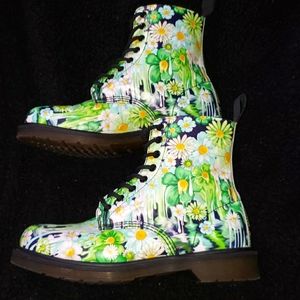 Dr. Martens Pascal Green Slime Floral- UK7/US9 Ladies
